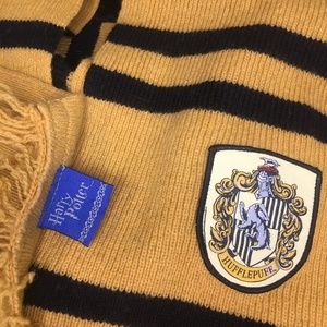 Official HARRY POTTER HUFFLEPUFF scarf